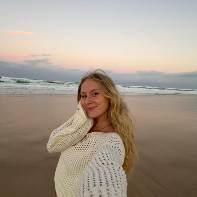 Babysitter in Lanaken: Daphne