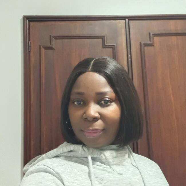 Babysitter in São Mamede de Infesta: Prisca Abam