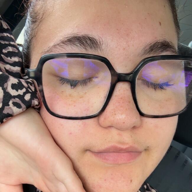 Babysitter in Élincourt: Clara