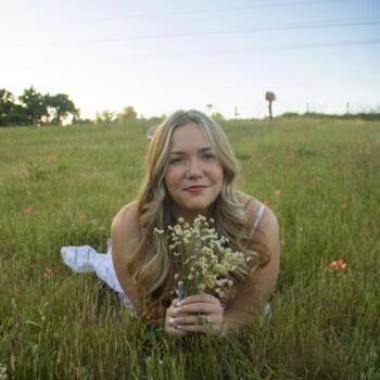 Babysitter in Tyler: Sydnee