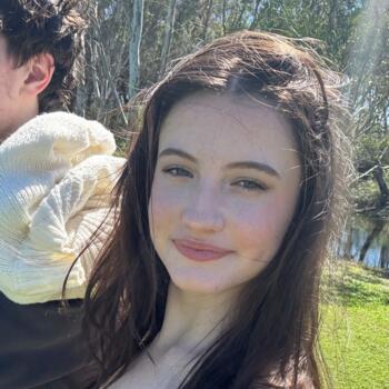 Babysitter in Adelaide: Amelia