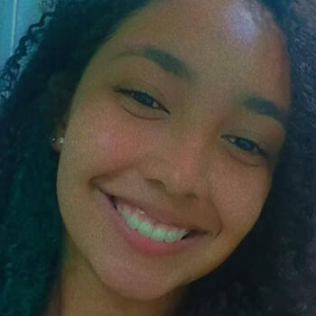 Babysitter Salvador: Nathalia