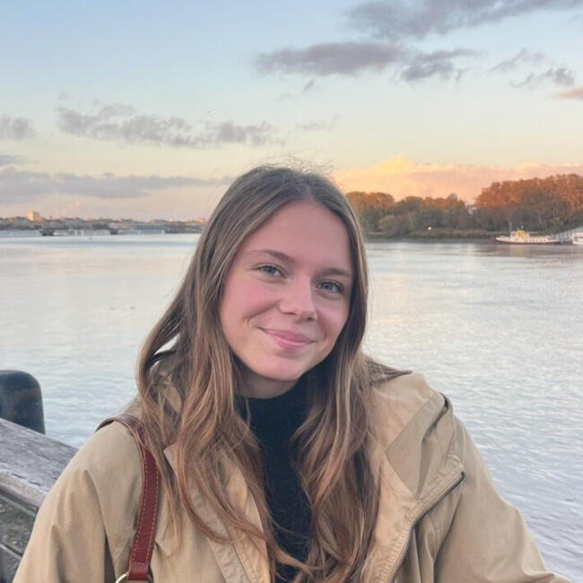 Babysitter in Dublin: Anais Dautry