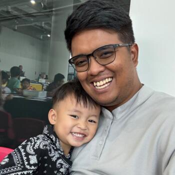 Babysitting job in Singapore Island: babysitting job Saiful