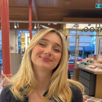 Nanny in Sydney: Mani