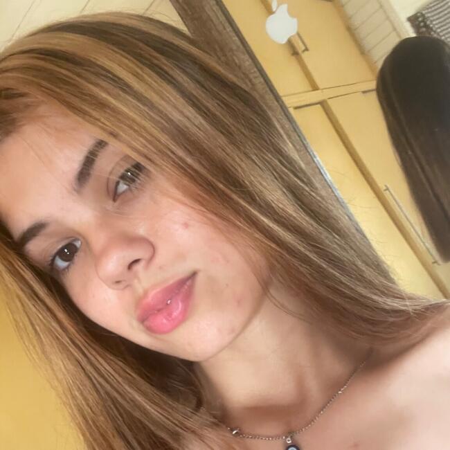 Babá em Campo Bom: Angeline