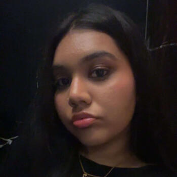 Babysitter in East Meadow: Jen