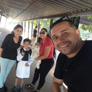 Parent Salinas: Claudia