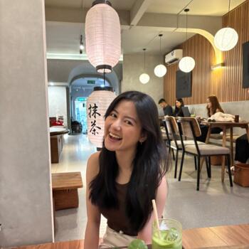 位于新加坡的临时保姆: Cathryn