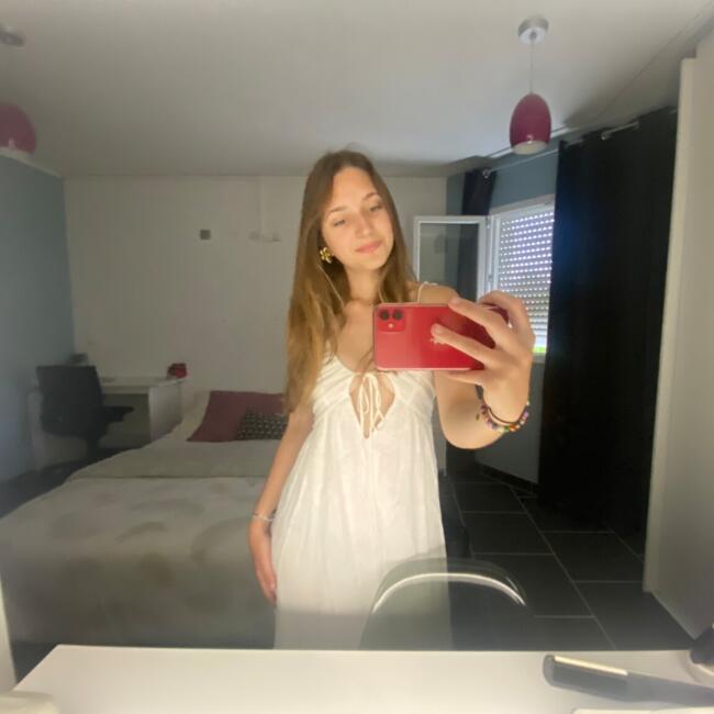 Babysitter in La Romieu: Solène