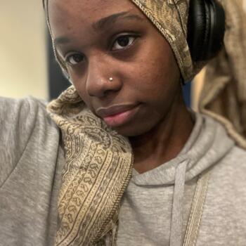 Babysitter in Clichy-sous-Bois: Hawa