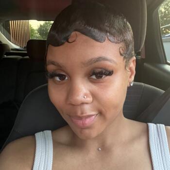 Babysitter London: Savannah