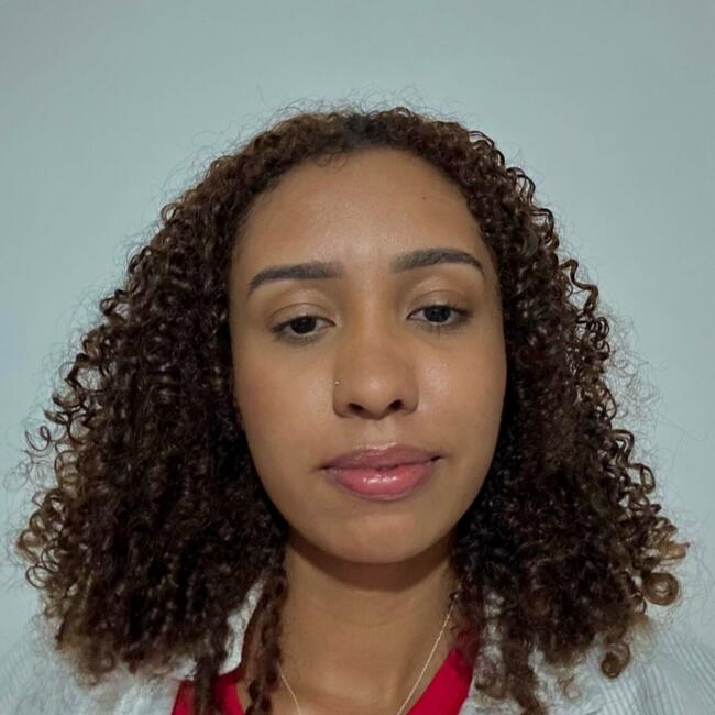 Babysitter em Montijo: Ingrid