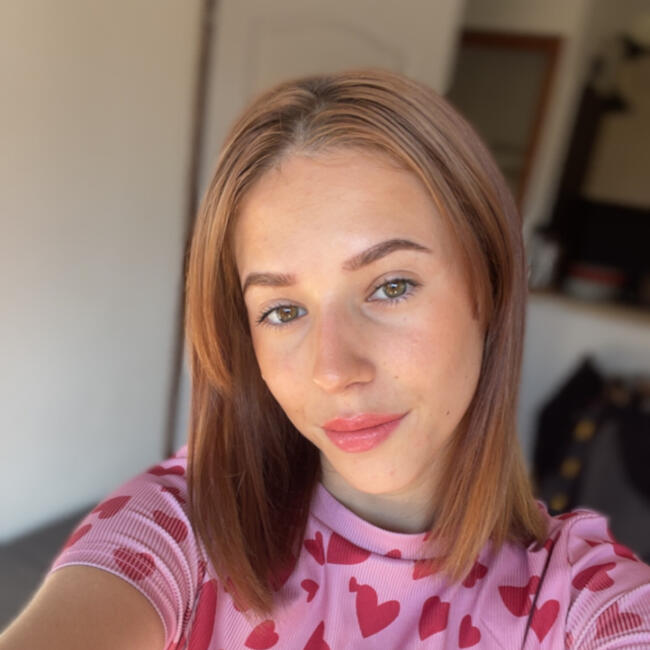 Babysitter in Troyes: Elisa