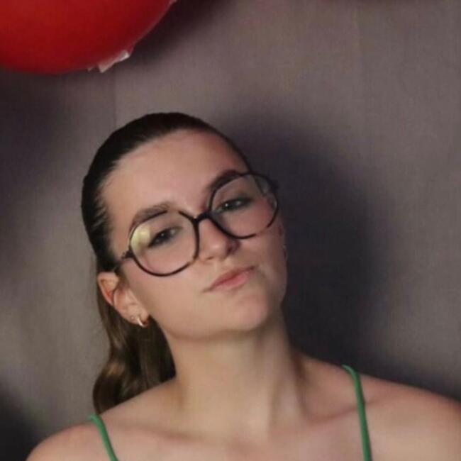 Babysitter in Beaucaire: Héloïse