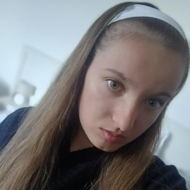 Baby-sitter in Latsia: Andreea