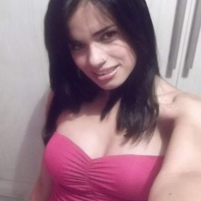 Trabalho de babysitting em Braga: Adriana