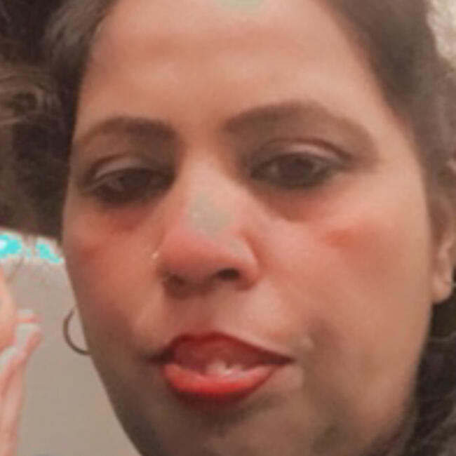 दिल्ली में बेबीसिटर: Rajinder