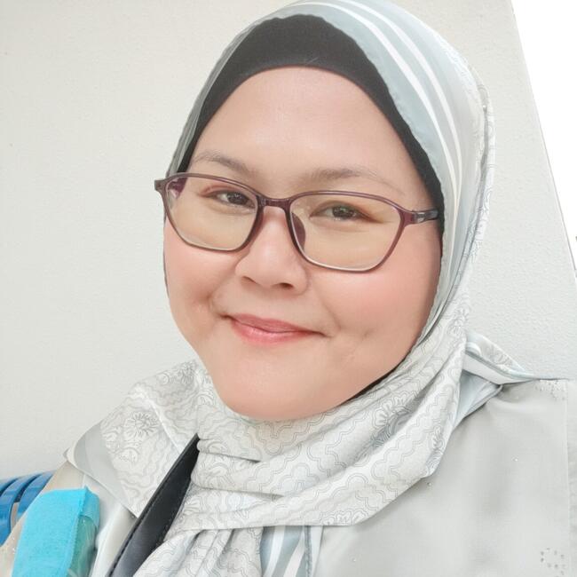位于Singapore Island的临时保姆: Aini