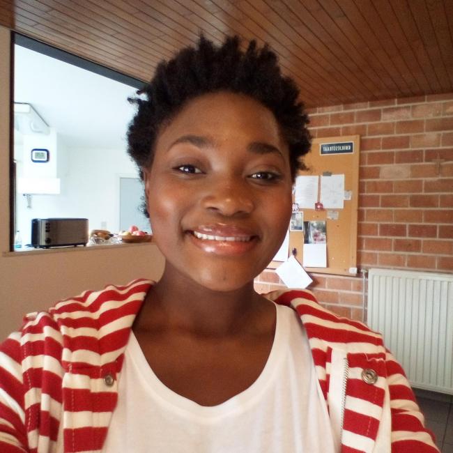 Babysitter in Brügge: Sarah