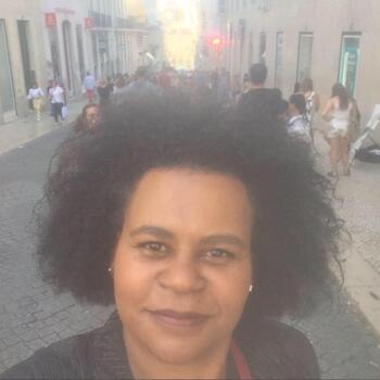Babysitter em Lisboa: Mariama