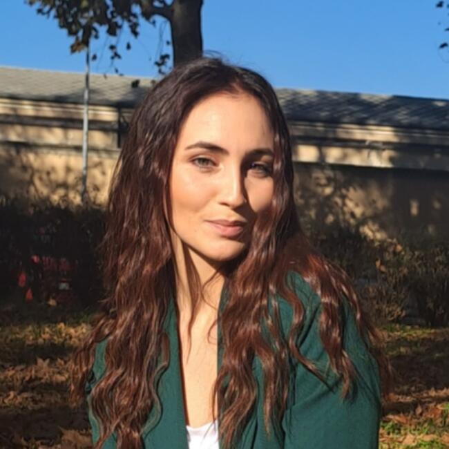 Babysitter in La Loggia: Alice