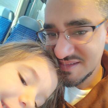 Babysitting job in Commentry: babysitting job Damien