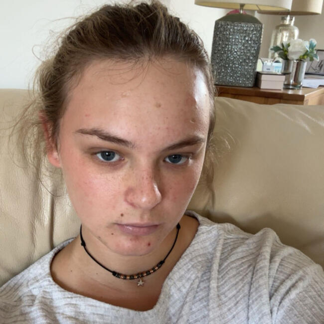 Babysitter in Valras-Plage: Eline