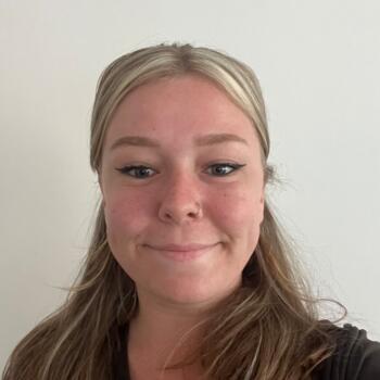 Babysitter in Manchester: Katie