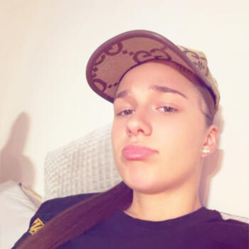 Babysitter in Nantes: Loona