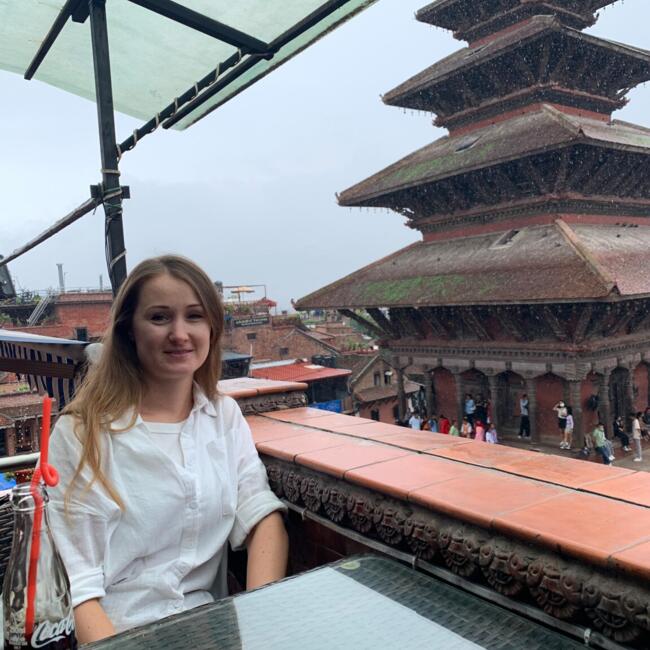 चेन्नई में बेबीसिटिंग की नौकरी: Аle