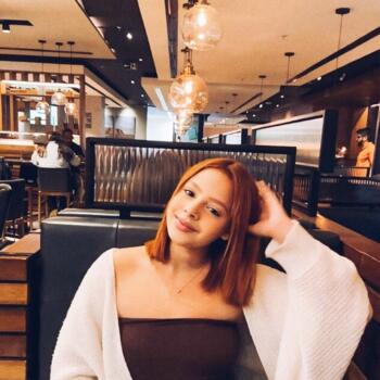 Babysitter in Niterói: Aline