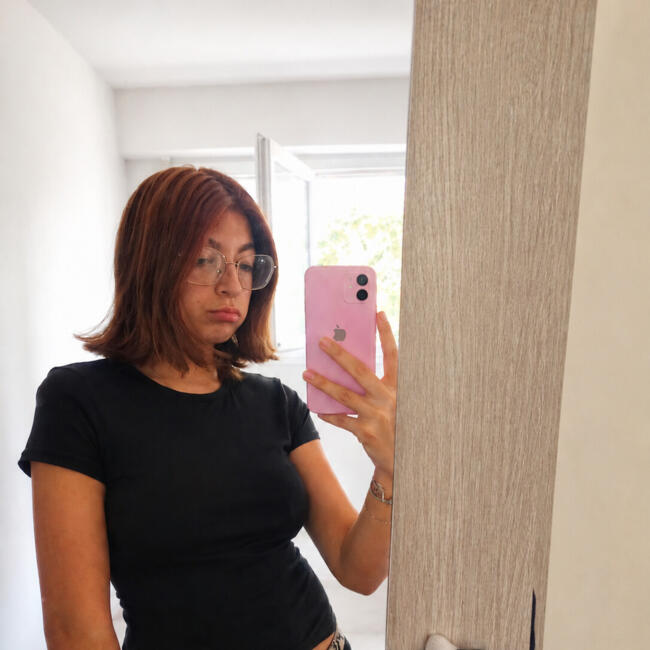 Babysitter in Levallois-Perret: Keilia