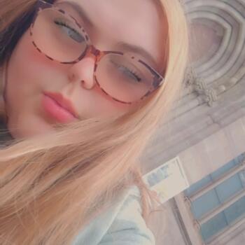 Babysitter in Mulhouse: MÉLODIE