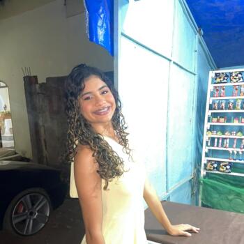 Babá em Crato: Karen