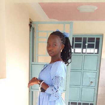 Babysitter in Nairobi: FaithElen