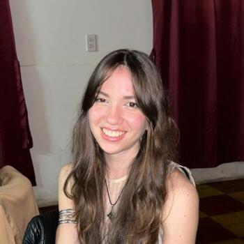 Babysitter in Rosario: Janet