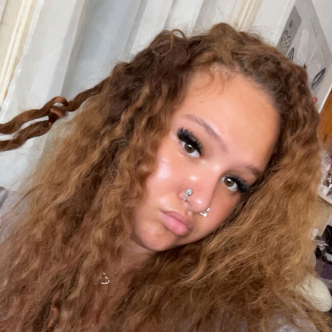 Babysitter in Molenbeek-Saint-Jean: Salvina