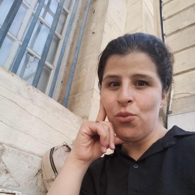 Nanny in Dijon: Latifa