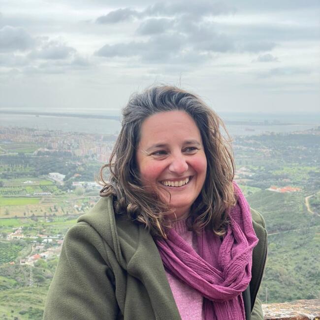 Babysitter in Sintra: Cláudia