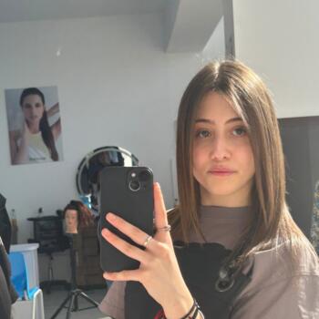 Babysitter Galati: Di Iorio Valentina