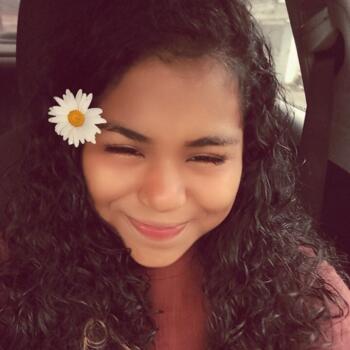 Babysitter in Panama City: Abigail