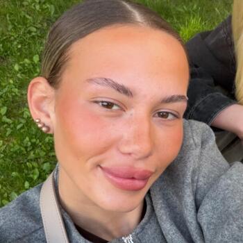 Babysitter in Berlin: Charell