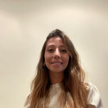 Canguro en Gijón: Nadia Belén Lobo