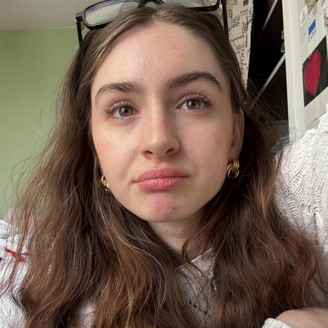 Babysitter in Montreal: Eve