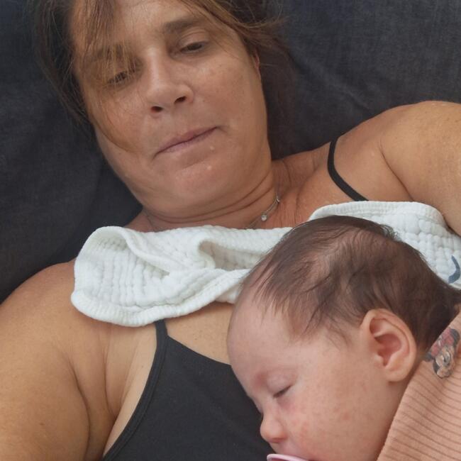 Babysitter in Tel Mond: Zila