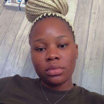 Babysitter in Port Harcourt: Deborah