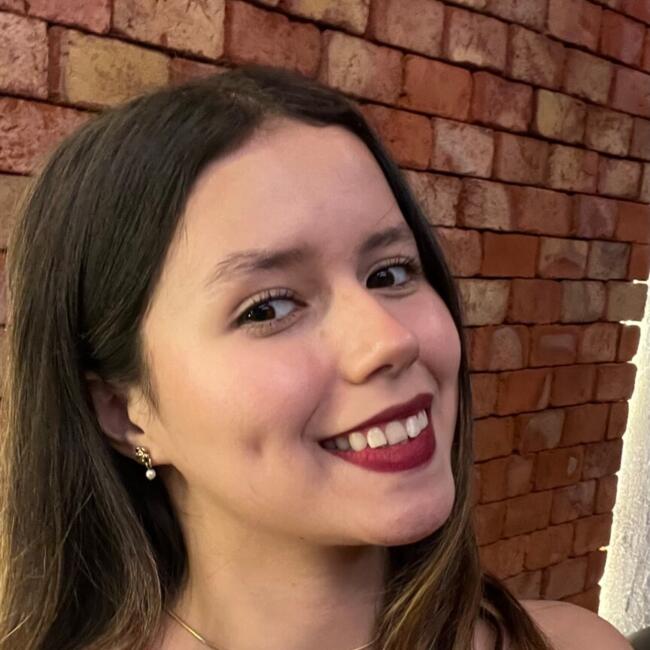 Babysitter in Portoviejo: Emily