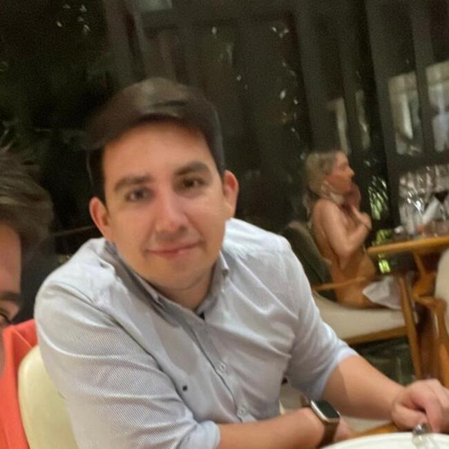 Δουλειά για babysitter στην περιοχή Σαντιάγο: ALVARO