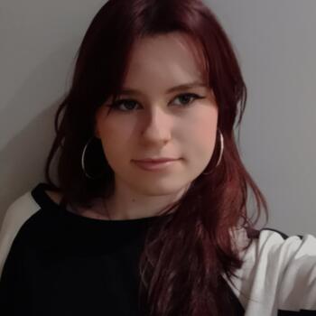 Babysitter in La Norville: Eleandra